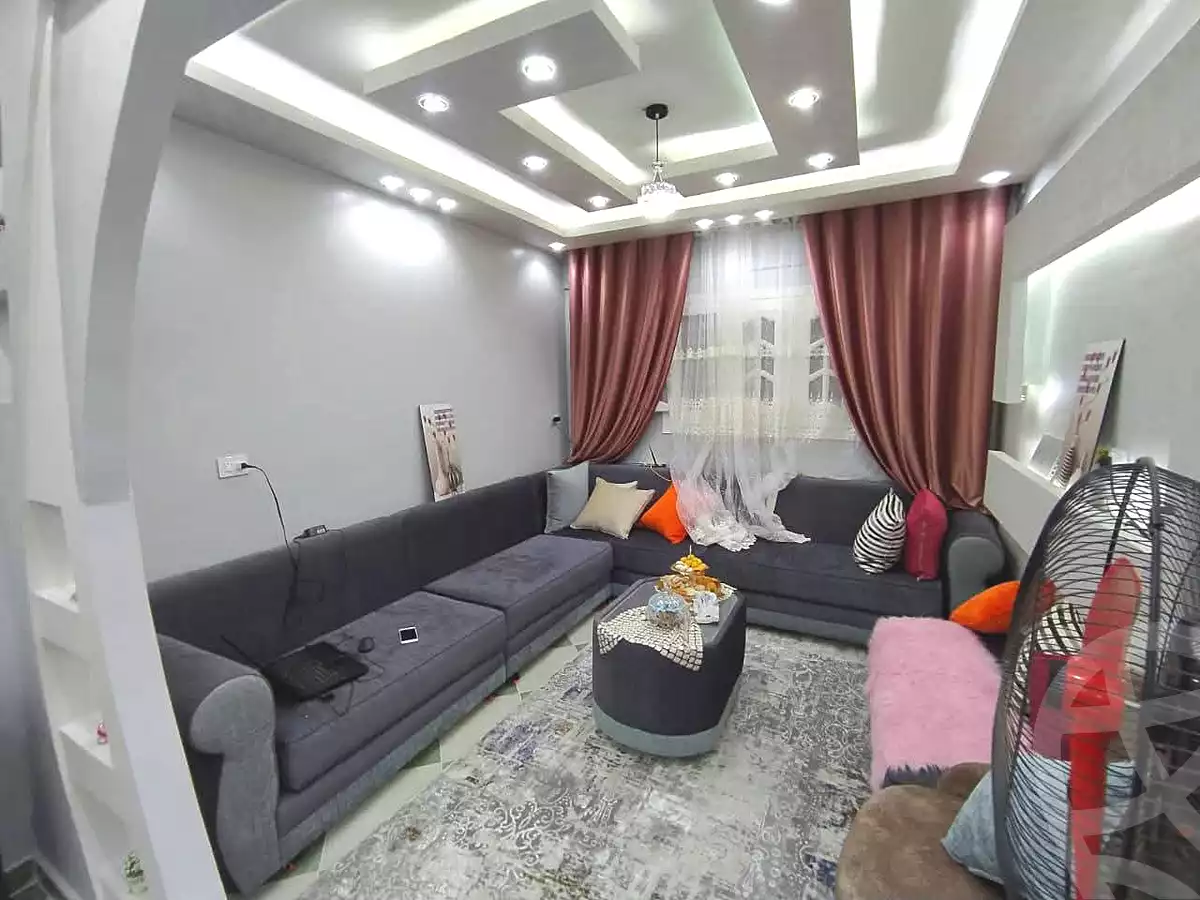 https://aqarmap.com.eg/ar/listing/6813935-for-sale-alexandria-l-jmy-lbytsh