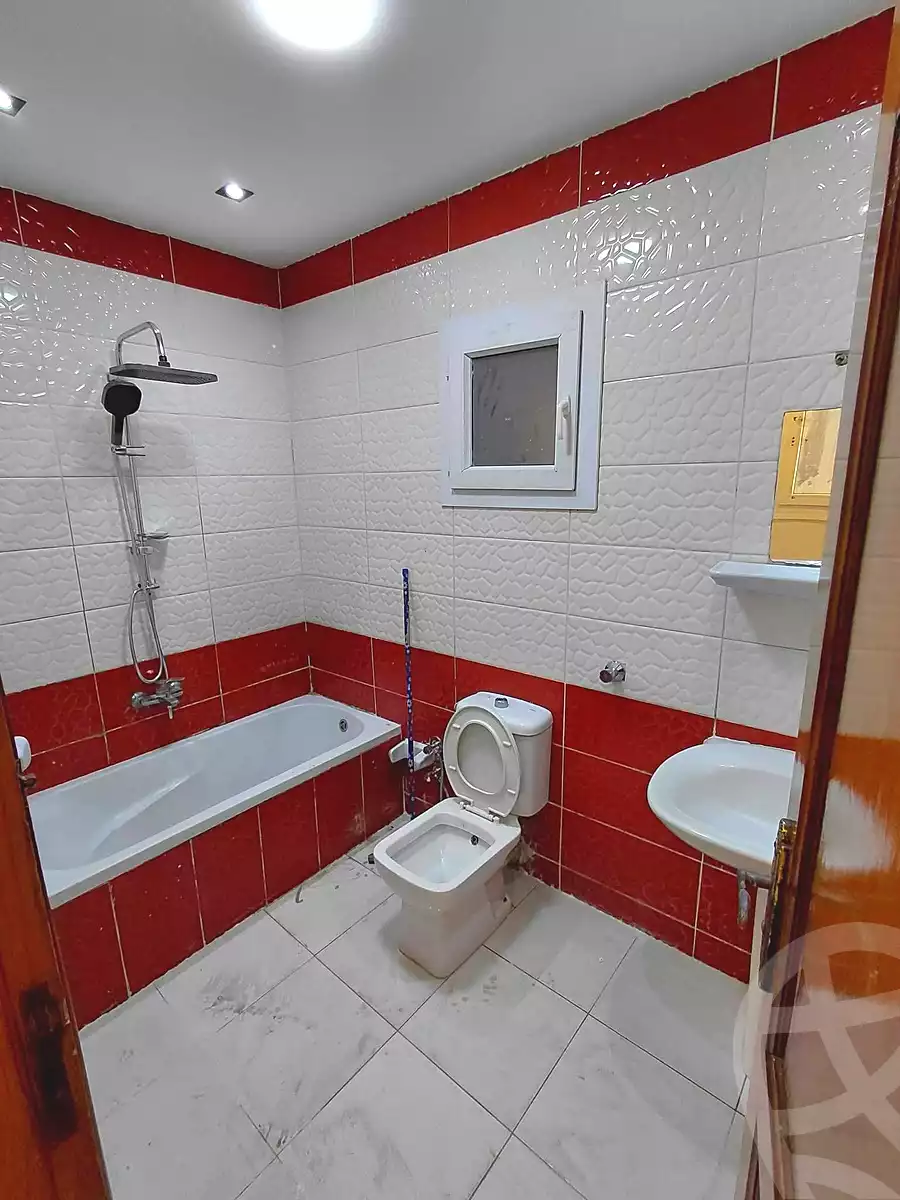 https://aqarmap.com.eg/ar/listing/6814223-for-sale-alexandria-sydy-bshr-sydy-bshr-bhry-shr-mhmwd-l-yswy