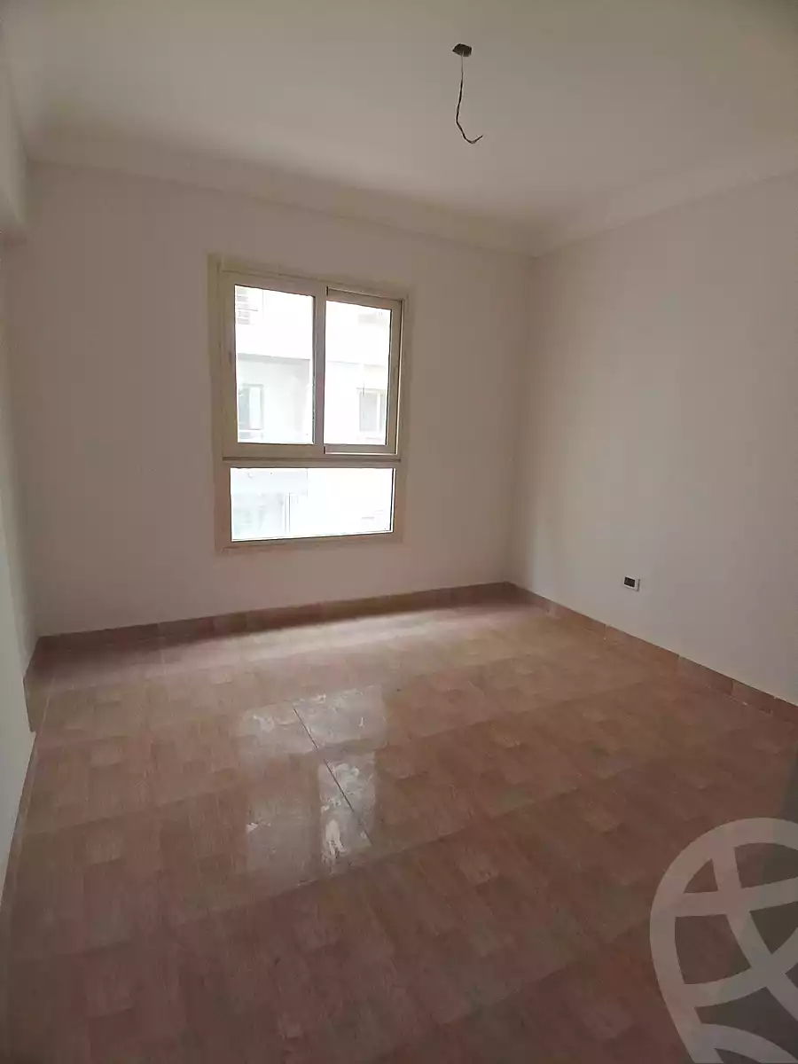 https://aqarmap.com.eg/en/listing/6815392-for-rent-alexandria-lsywf-el-karma-compound
