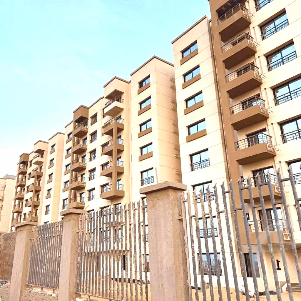 https://aqarmap.com.eg/ar/listing/6816612-for-sale-cairo-new-administrative-capital-r8-rmtn