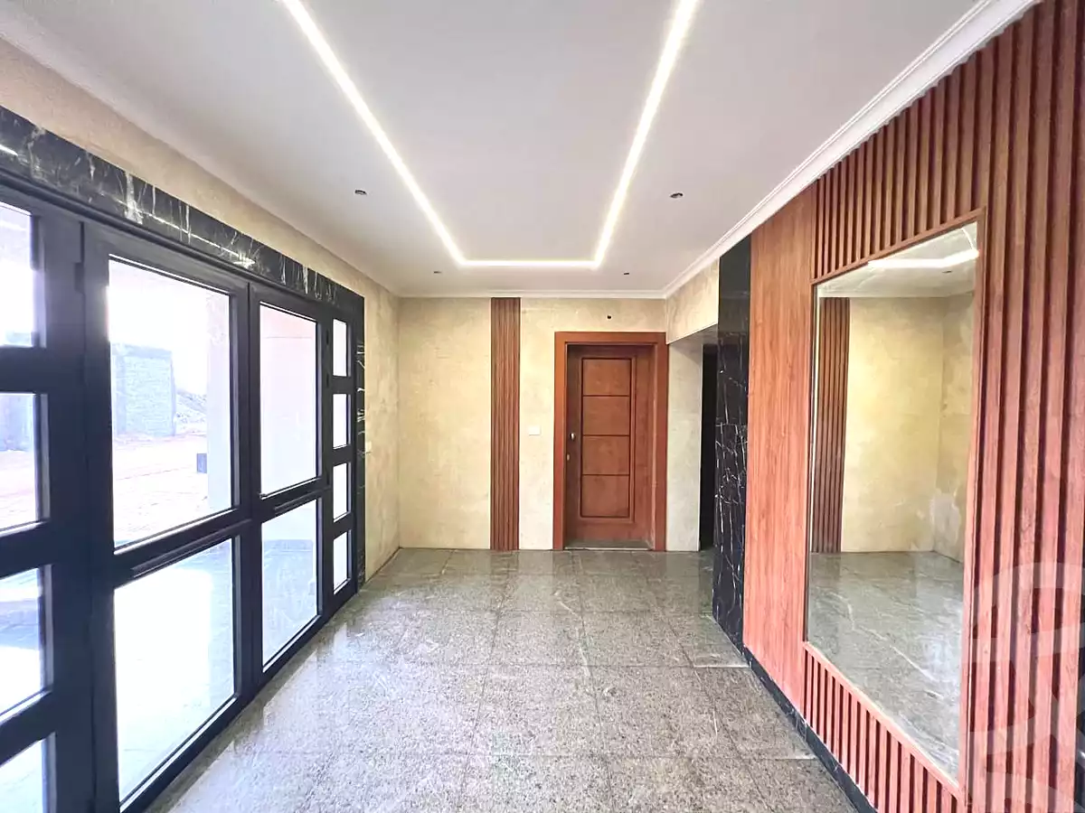 https://aqarmap.com.eg/en/listing/6816531-for-sale-cairo-new-administrative-capital-r8-rmtn