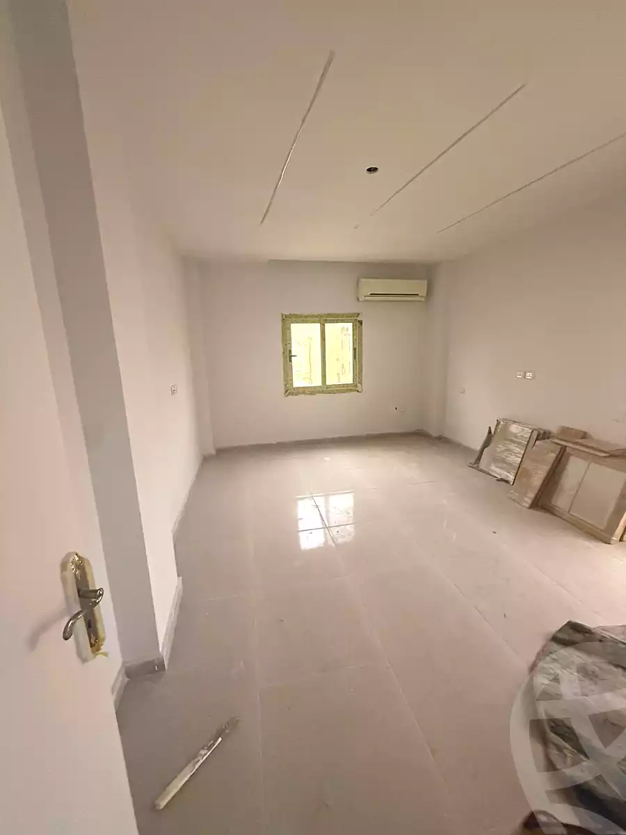 https://aqarmap.com.eg/ar/listing/6816945-for-rent-cairo-el-sheikh-zayed-city-compounds-el-yasmeen-compound