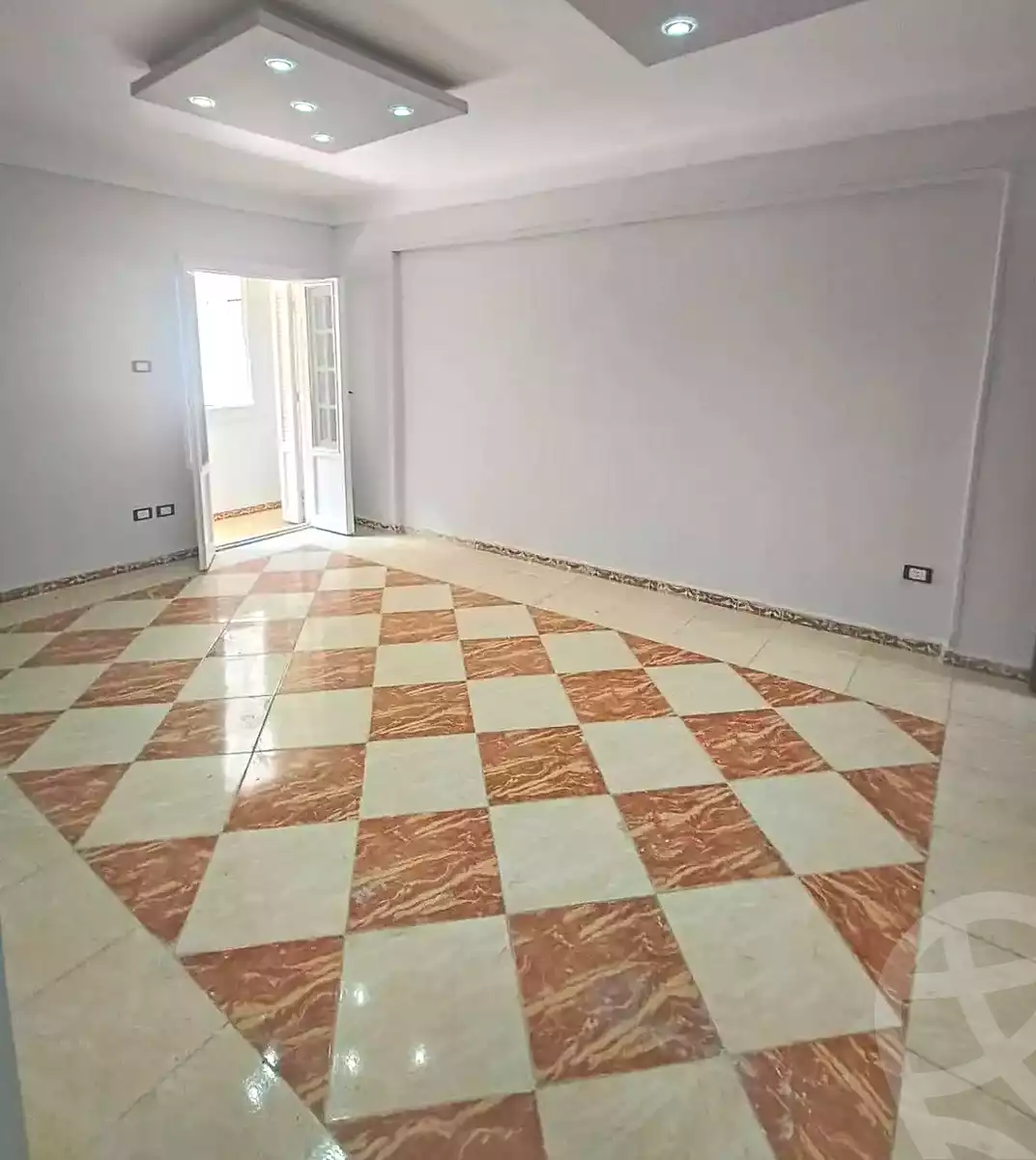 https://aqarmap.com.eg/en/listing/6817181-for-sale-alexandria-lsywf-el-falki