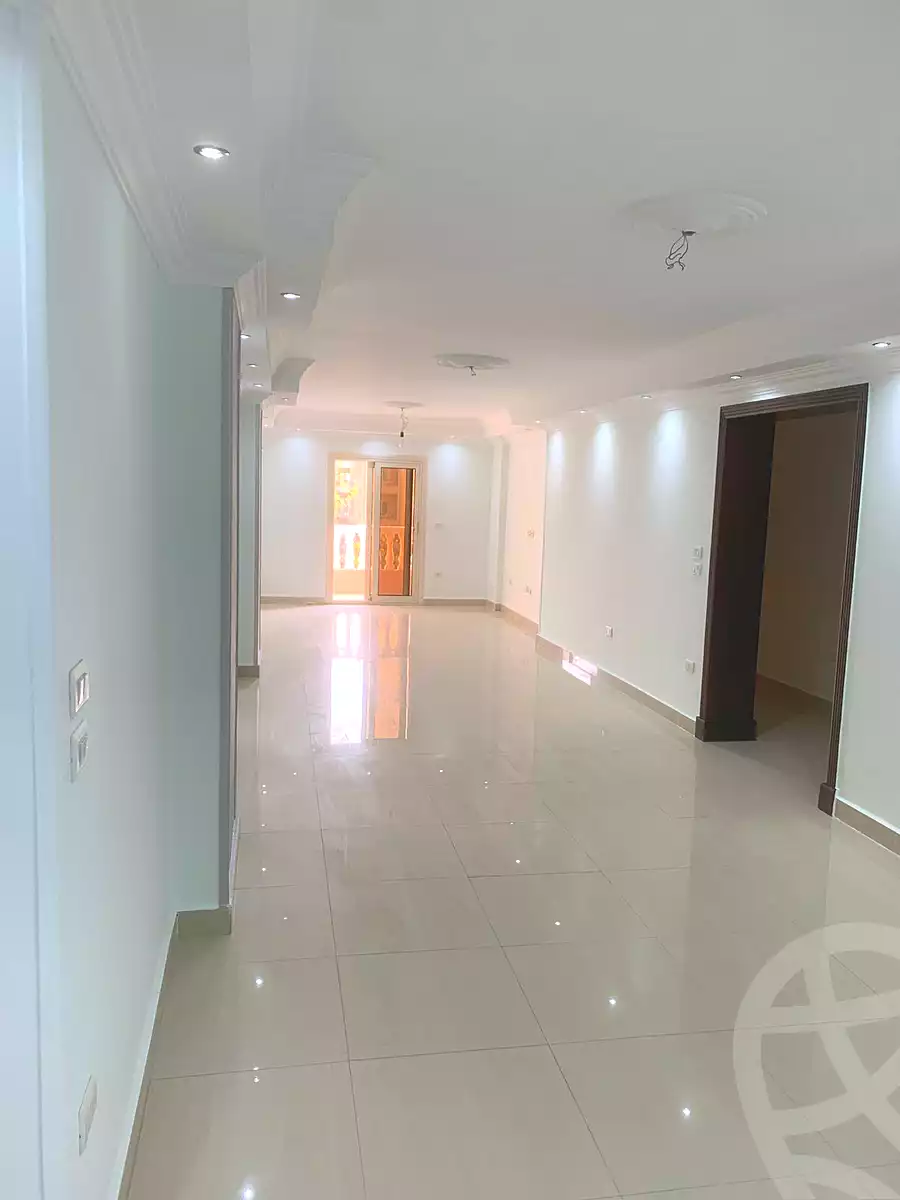 https://aqarmap.com.eg/ar/listing/6818636-for-rent-cairo-el-sheikh-zayed-city-mntq-fr-y-bmdyn-lshykh-zyd