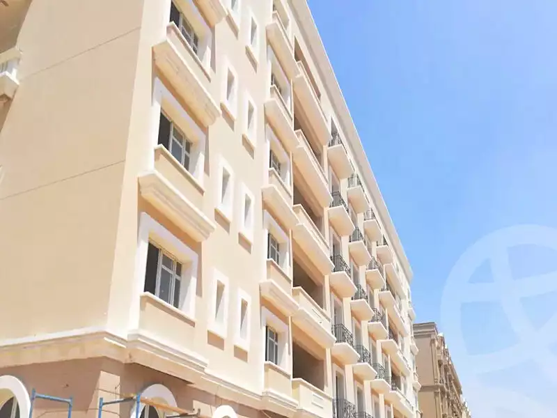 https://aqarmap.com.eg/en/listing/6818668-for-sale-cairo-new-cairo-compounds-hyde-park-centre-ville-hyde-park