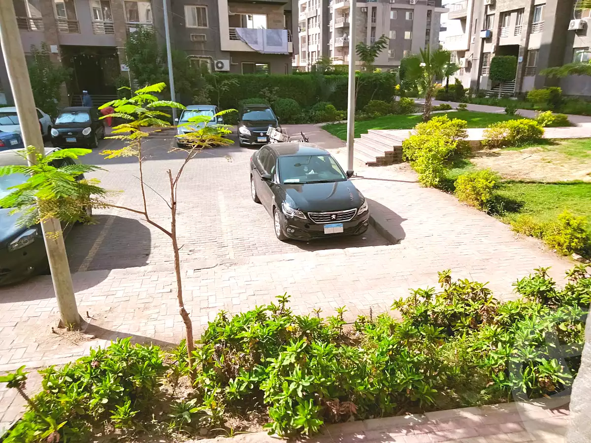 https://aqarmap.com.eg/ar/listing/6818696-for-rent-cairo-el-sheikh-zayed-city-compounds-dr-msr