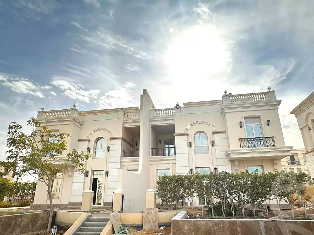 https://aqarmap.com.eg/ar/listing/6818655-for-sale-cairo-new-administrative-capital-r5-granville-compound-founders
