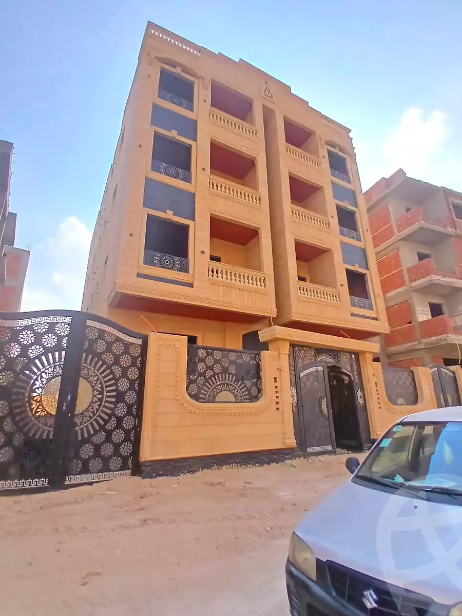 https://aqarmap.com.eg/en/listing/6818870-for-sale-cairo-badr-city-hai-el-ashgar-featured-neighborhood-bait-el-watan