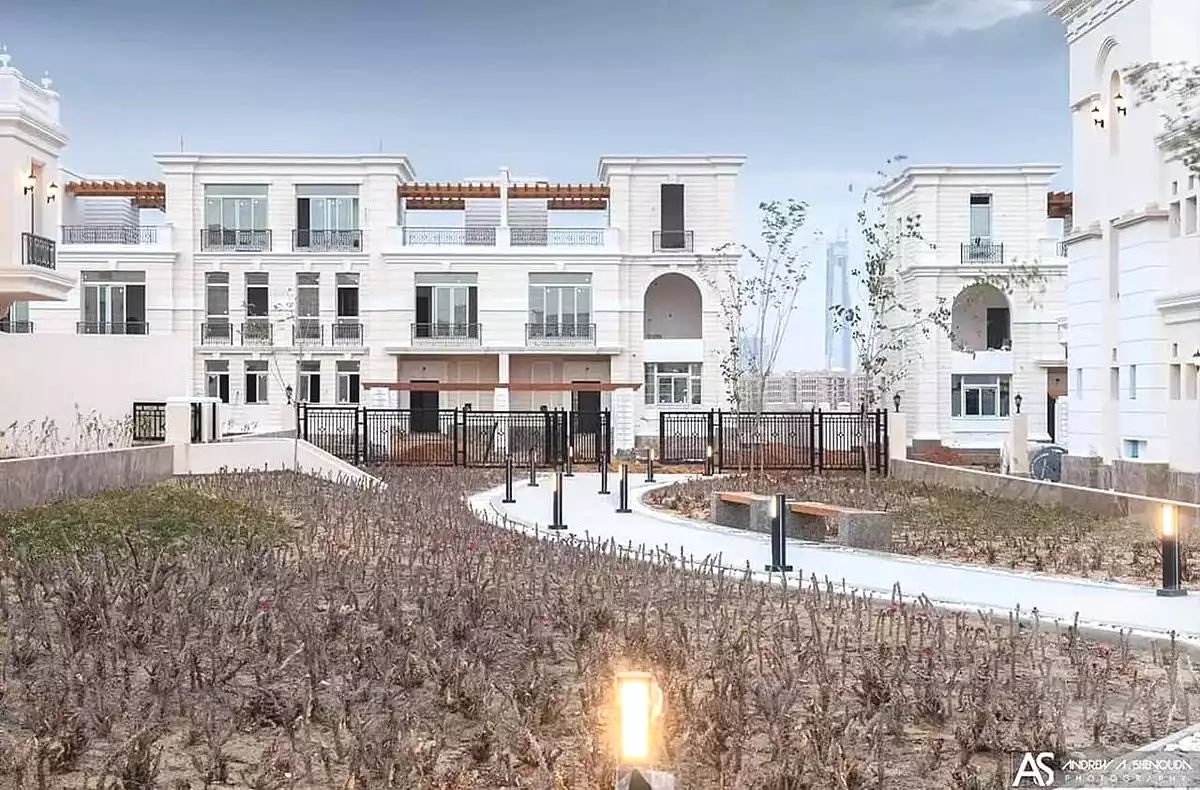 https://aqarmap.com.eg/ar/listing/6818898-for-sale-cairo-new-administrative-capital-r5-granville-compound-founders