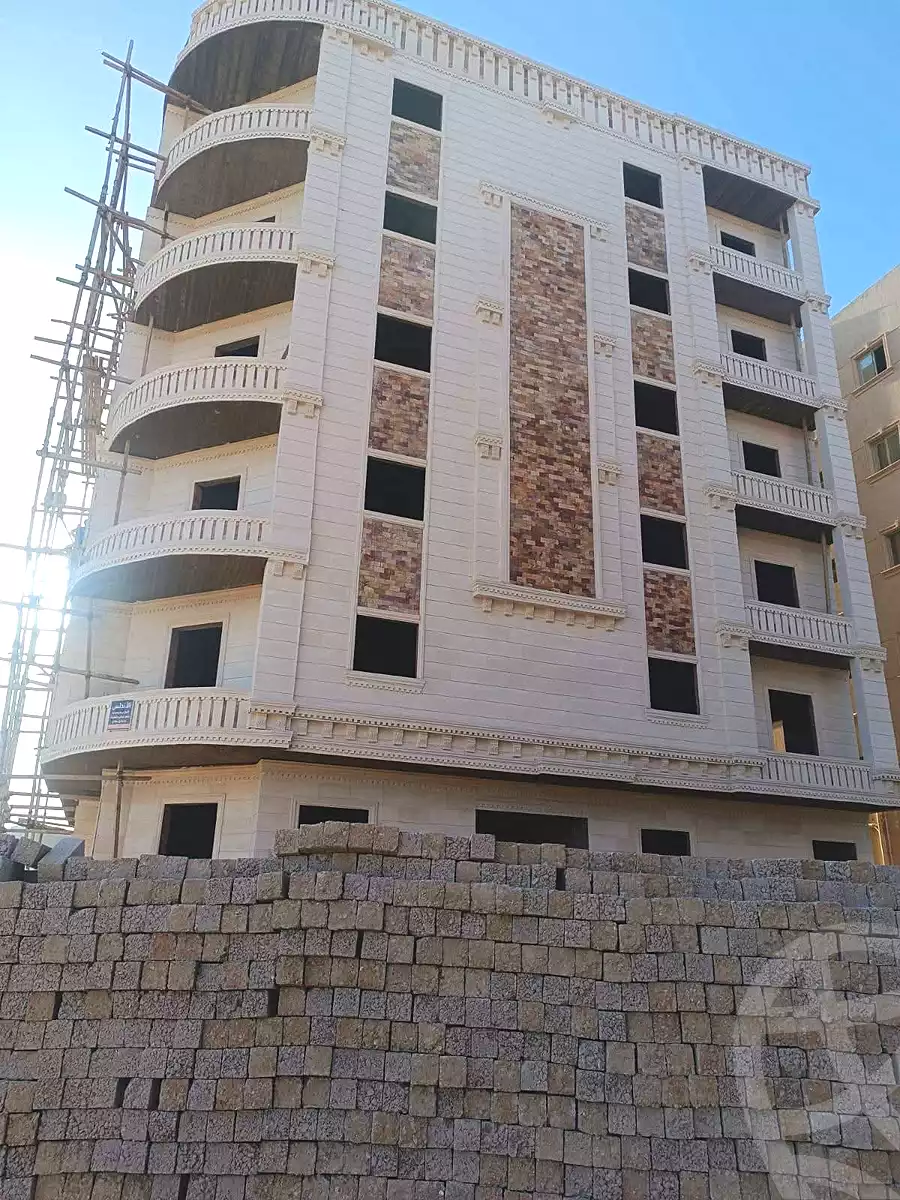 https://aqarmap.com.eg/ar/listing/6819070-for-sale-cairo-6th-of-october-el-ahyaa-neighborhood-9th