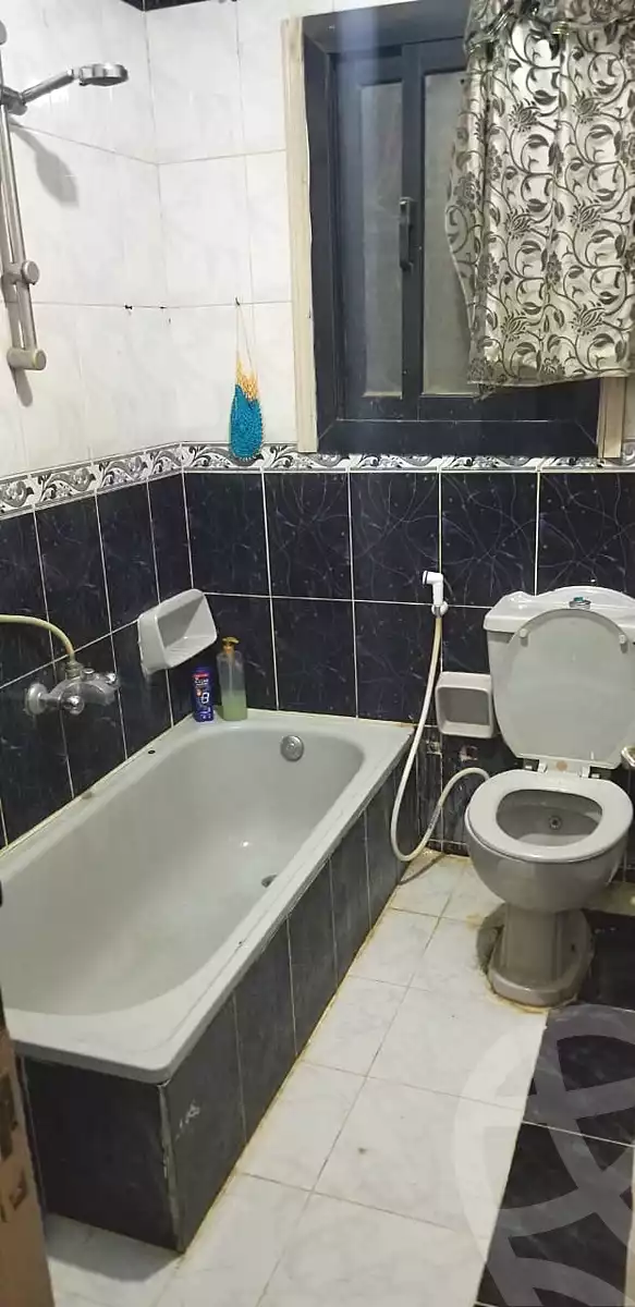 https://aqarmap.com.eg/en/listing/6819358-for-sale-cairo-faisal-shareaa-el-eshren
