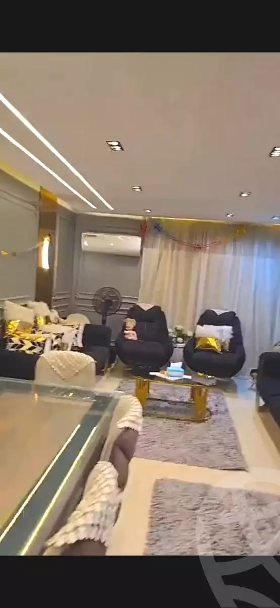 https://aqarmap.com.eg/en/listing/6819728-for-sale-cairo-el-sheikh-zayed-city-compounds-jn-2