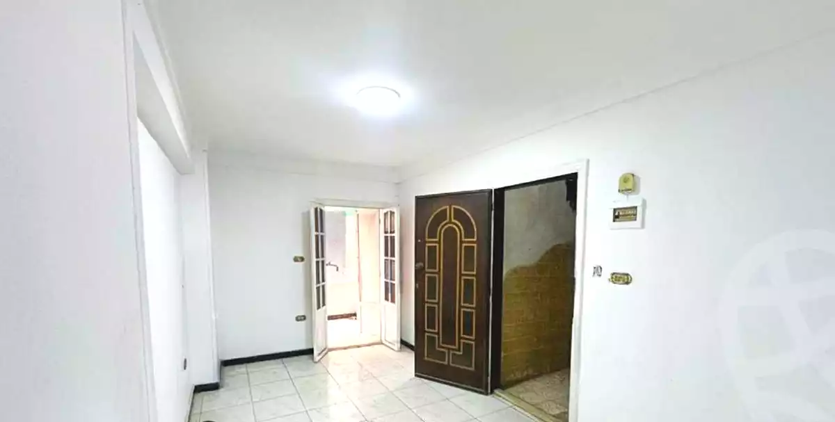 https://aqarmap.com.eg/ar/listing/6820470-for-sale-alexandria-sydy-bshr-sydy-bshr-bhry-gamal-abd-el-nasir-st