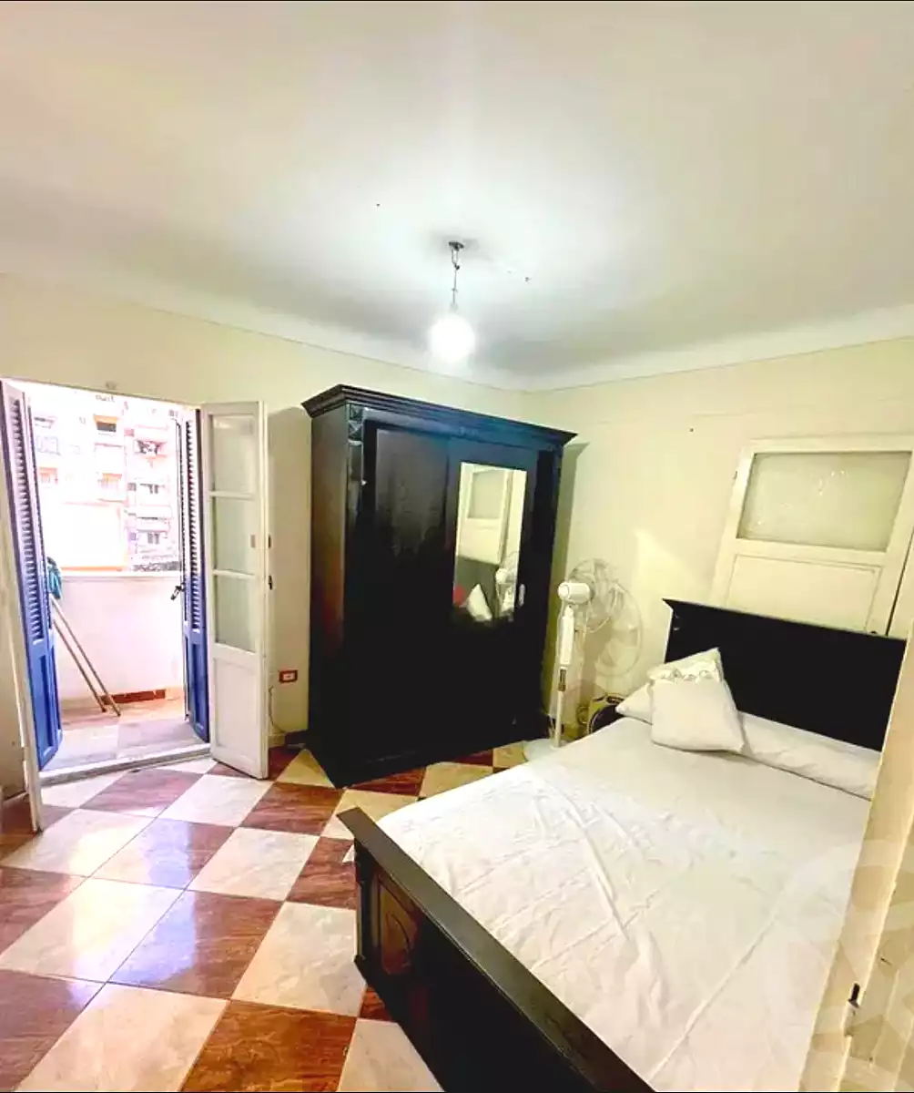 https://aqarmap.com.eg/ar/listing/6820772-for-rent-alexandria-sydy-bshr-sydy-bshr-bhry-shr-mhmwd-l-yswy