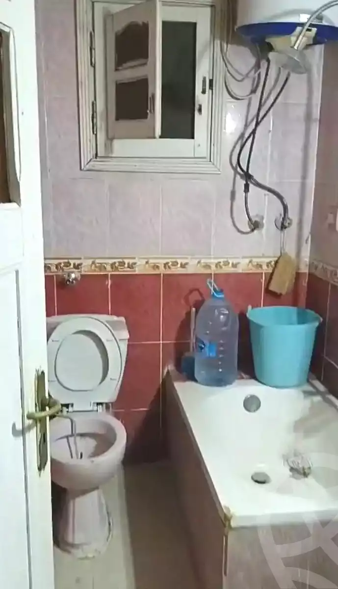 https://aqarmap.com.eg/ar/listing/6820784-for-sale-alexandria-sydy-bshr-sydy-bshr-bhry-shr-mhmwd-l-yswy