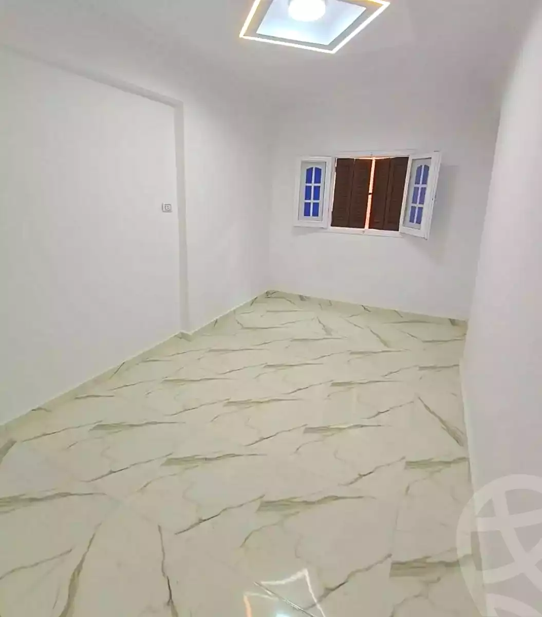 https://aqarmap.com.eg/en/listing/6820791-for-sale-alexandria-lsywf-el-falki