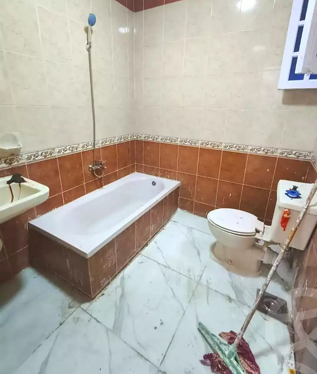 https://aqarmap.com.eg/en/listing/6820791-for-sale-alexandria-lsywf-el-falki