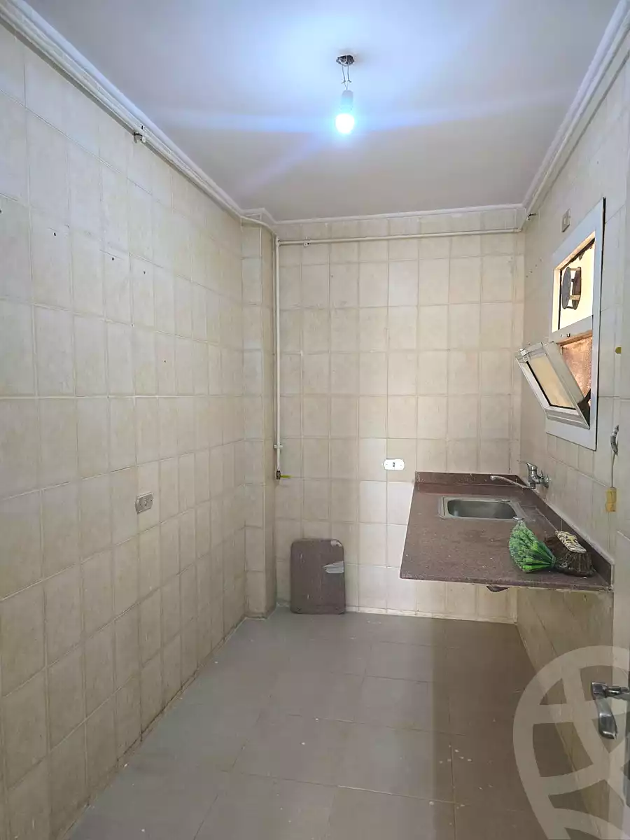 https://aqarmap.com.eg/ar/listing/6821121-for-rent-cairo-el-sheikh-zayed-city-compounds-hadayek-el-mohandiseen