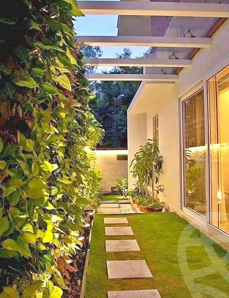 https://aqarmap.com.eg/en/listing/6821102-for-sale-cairo-new-cairo-compounds-sarai-elan-sarai-compound