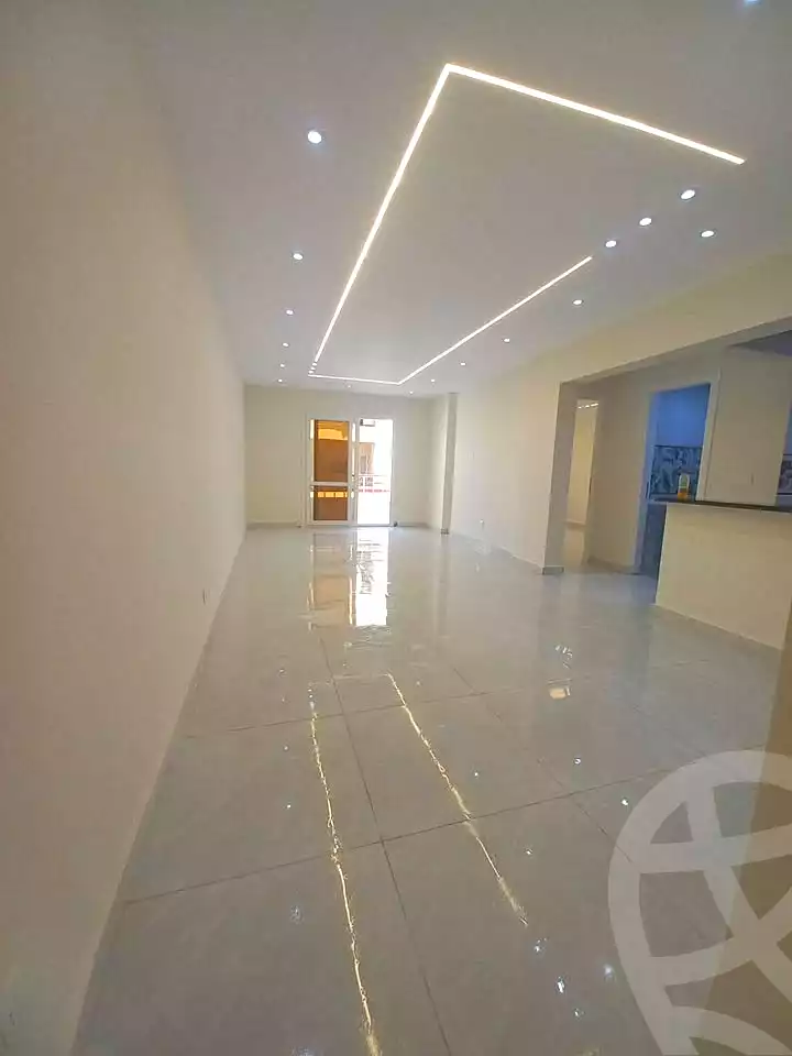 https://aqarmap.com.eg/ar/listing/6821357-for-sale-alexandria-sydy-bshr-sydy-bshr-bhry-shr-mhmwd-l-yswy