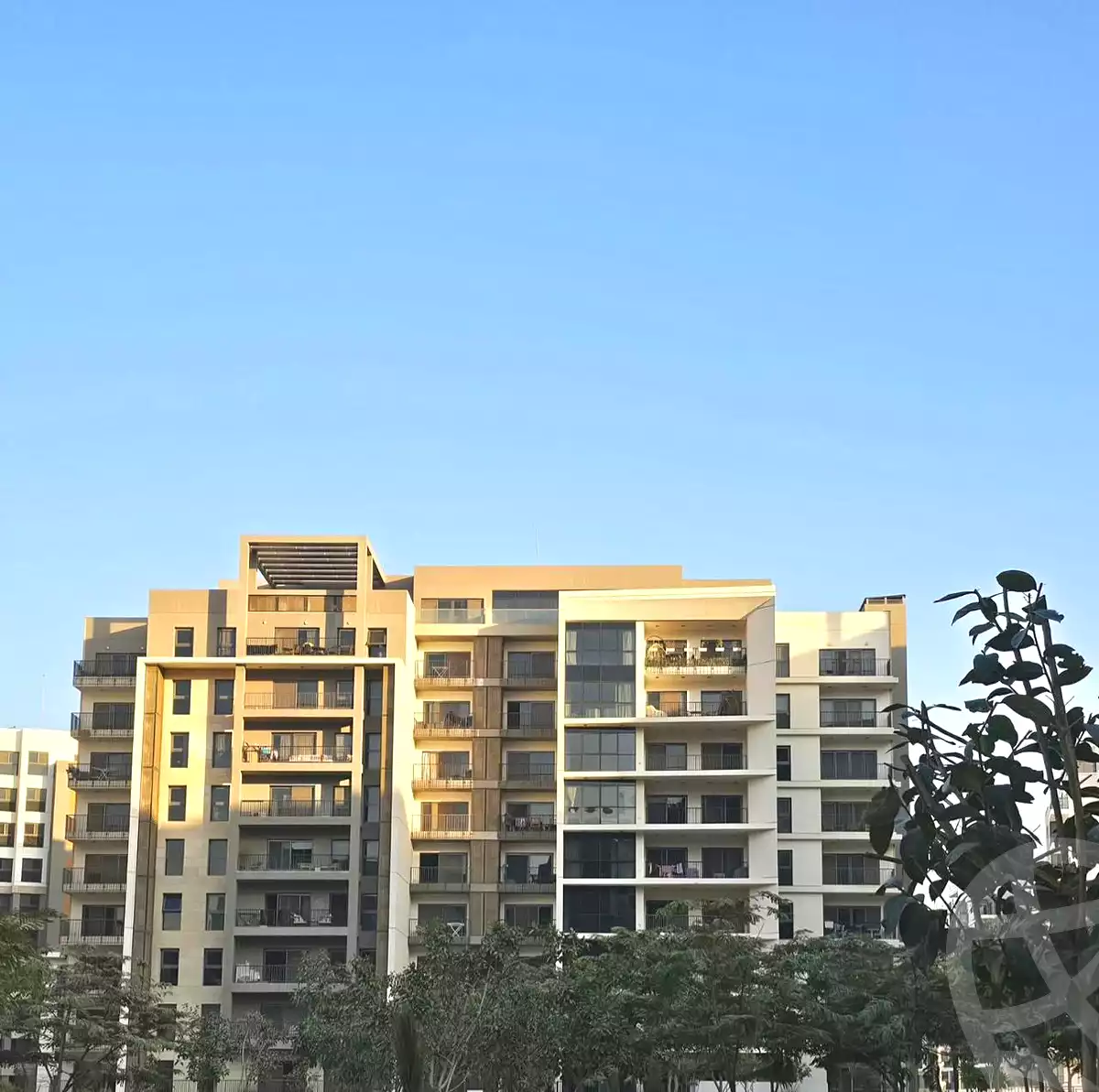 https://aqarmap.com.eg/ar/listing/6821859-for-rent-cairo-el-sheikh-zayed-city-compounds-zyd-wr-llttwyr-park-towers-zed-el-sheikh-zayed-compound