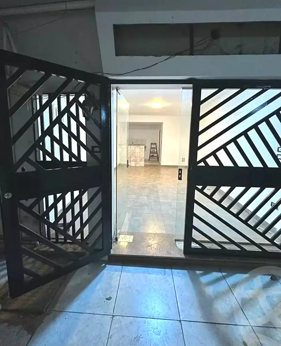 https://aqarmap.com.eg/en/listing/6822025-for-rent-alexandria-lauran-shaarawy-st