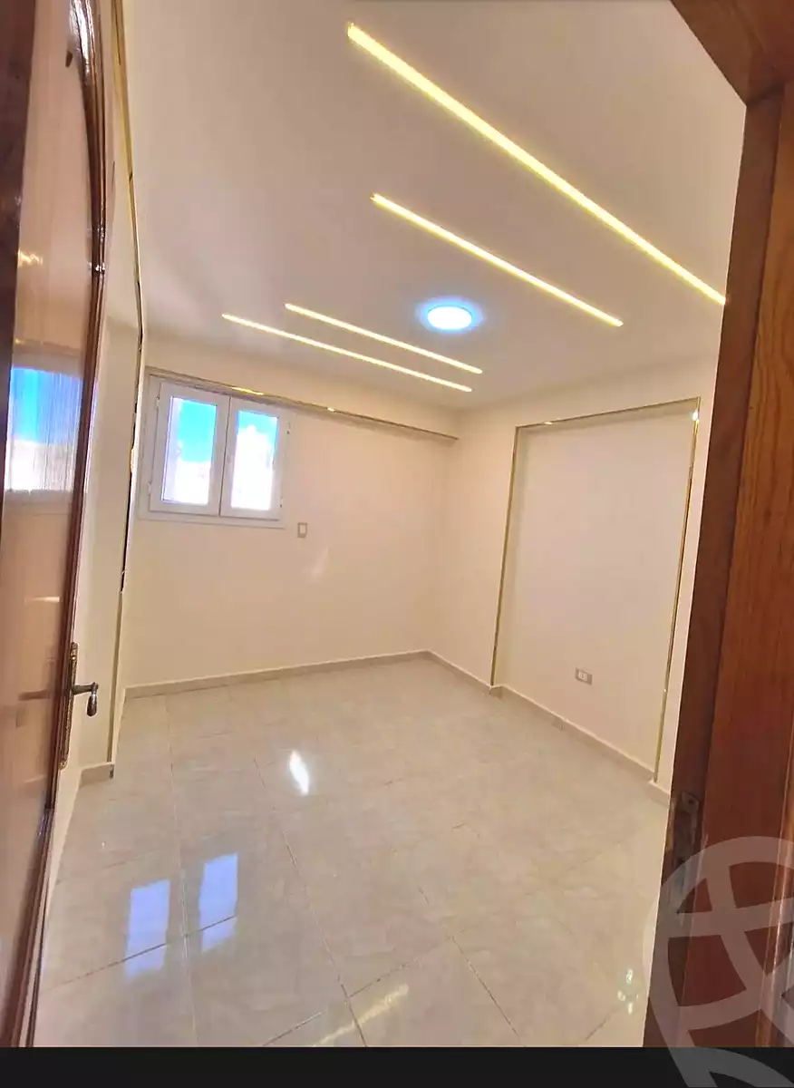 https://aqarmap.com.eg/ar/listing/6822279-for-sale-alexandria-sydy-bshr-sydy-bshr-bhry-khalil-hamada-st