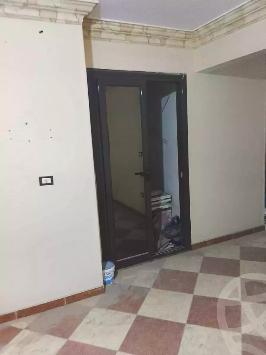 https://aqarmap.com.eg/ar/listing/6822358-for-sale-cairo-helwan-helwan-el-sharkeya-mostafa-safwat-st