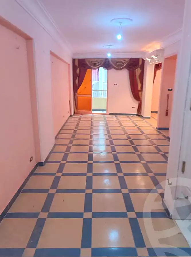 https://aqarmap.com.eg/ar/listing/6822671-for-sale-alexandria-ganaklis