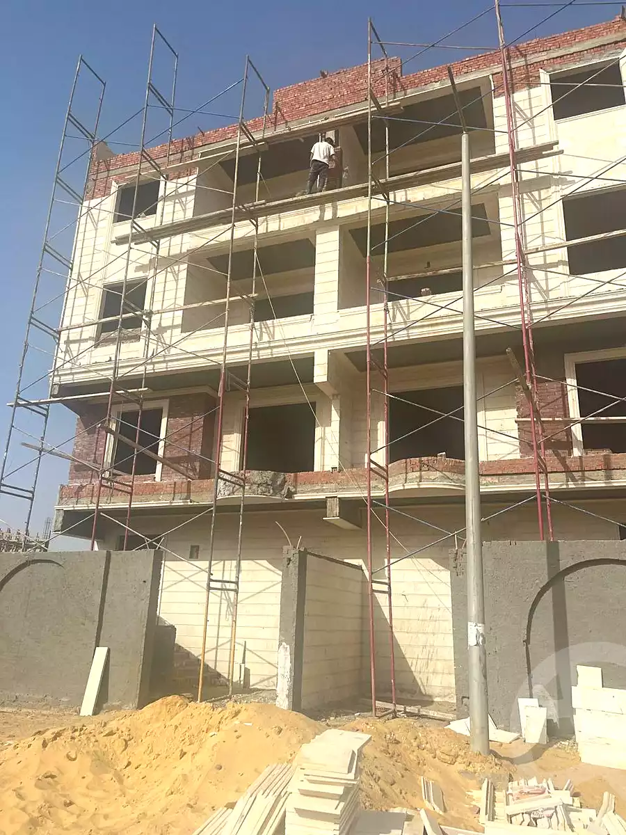 https://aqarmap.com.eg/ar/listing/6822714-for-sale-cairo-al-oubour-el-hay-el-sades-amr-ibn-el-ass-st