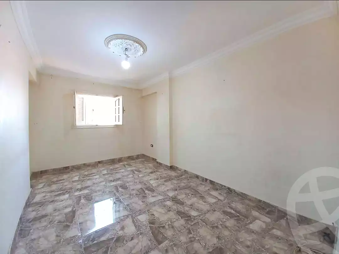 https://aqarmap.com.eg/ar/listing/6822735-for-sale-alexandria-sydy-bshr-sydy-bshr-bhry-gamal-abd-el-nasir-st