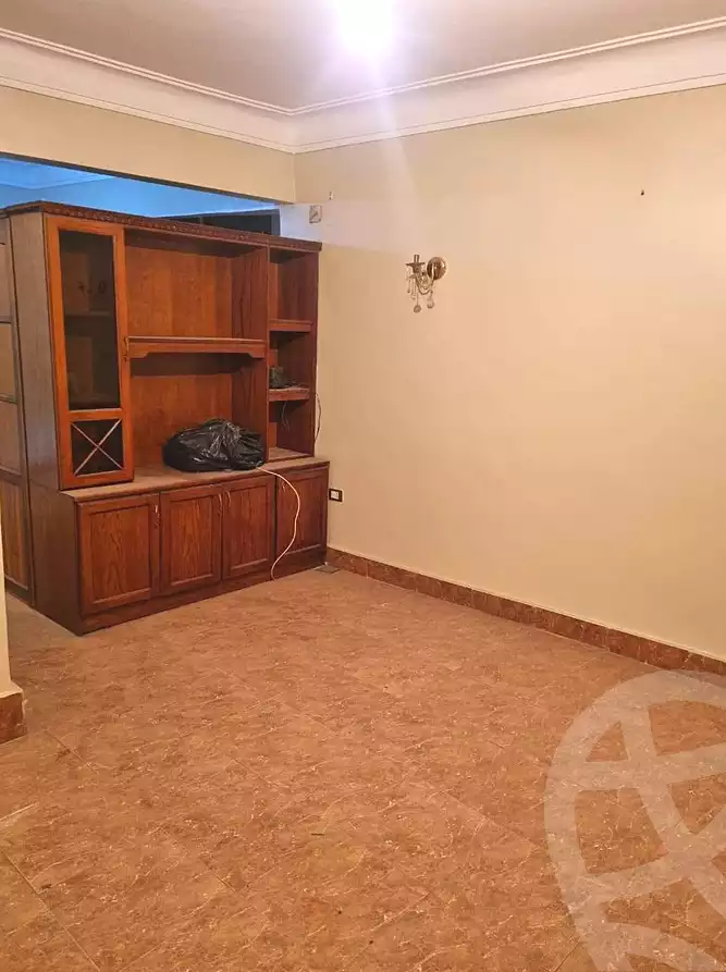 https://aqarmap.com.eg/ar/listing/6823336-for-sale-cairo-ain-shams-ain-shams-el-sharkia-el-eshrein-stt