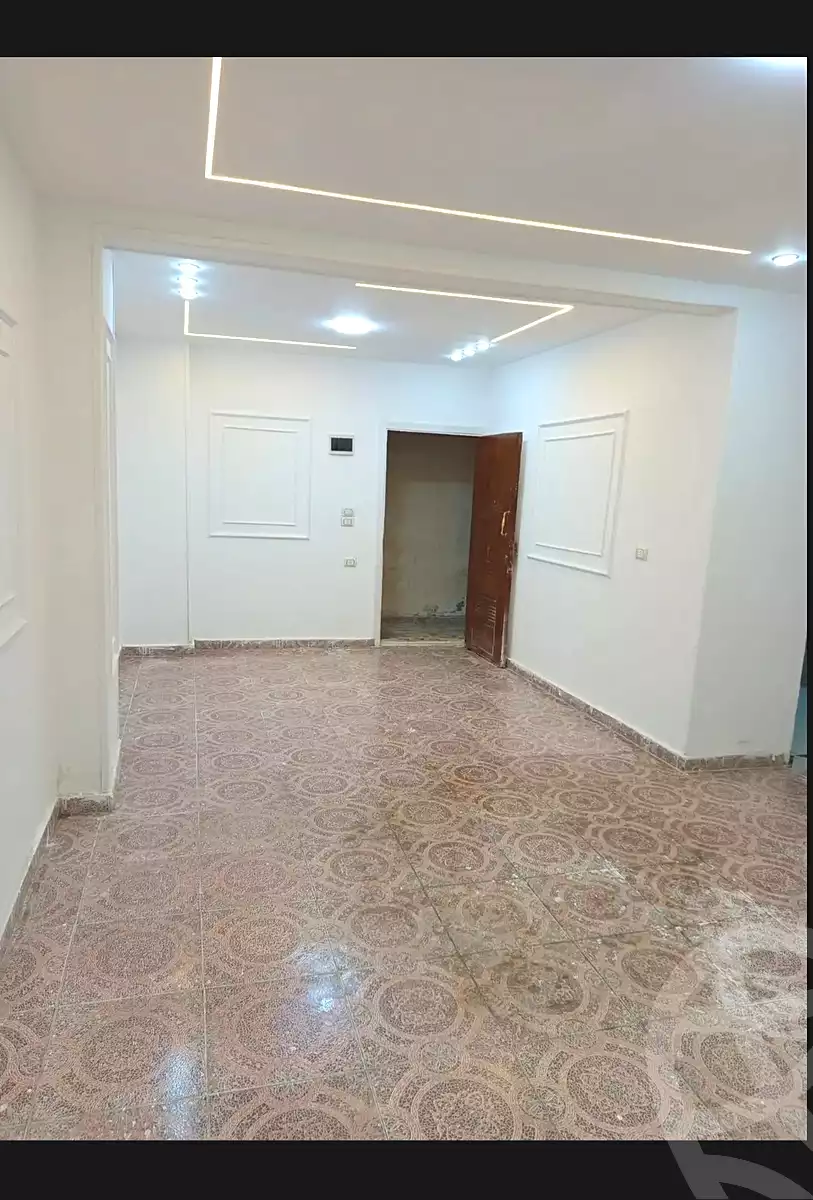 https://aqarmap.com.eg/ar/listing/6823356-for-sale-alexandria-l-jmy-lbytsh-ibrahim-othman-st