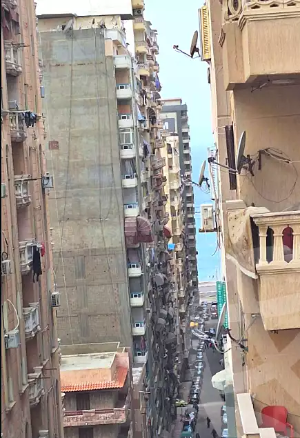 https://aqarmap.com.eg/ar/listing/6823421-for-sale-alexandria-sydy-bshr-sydy-bshr-bhry-street-15