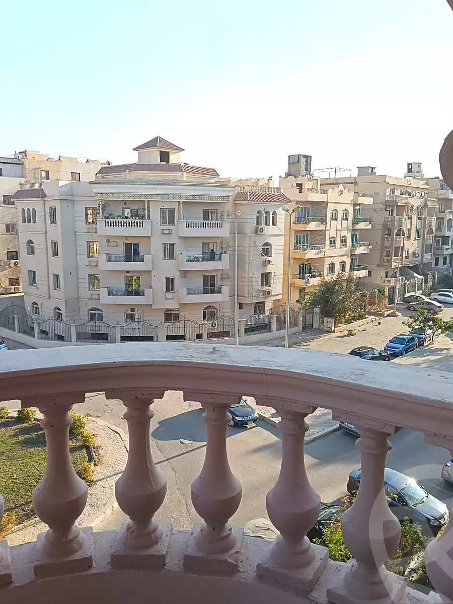 https://aqarmap.com.eg/ar/listing/6823511-for-rent-cairo-el-sheikh-zayed-city-el-hay-elthamen-area-1