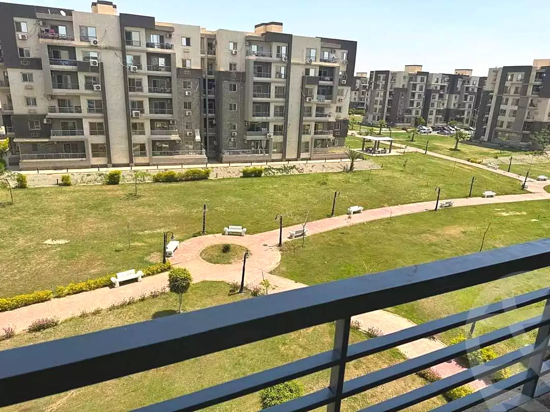 https://aqarmap.com.eg/en/listing/6823976-for-sale-cairo-el-sheikh-zayed-city-compounds-dr-msr