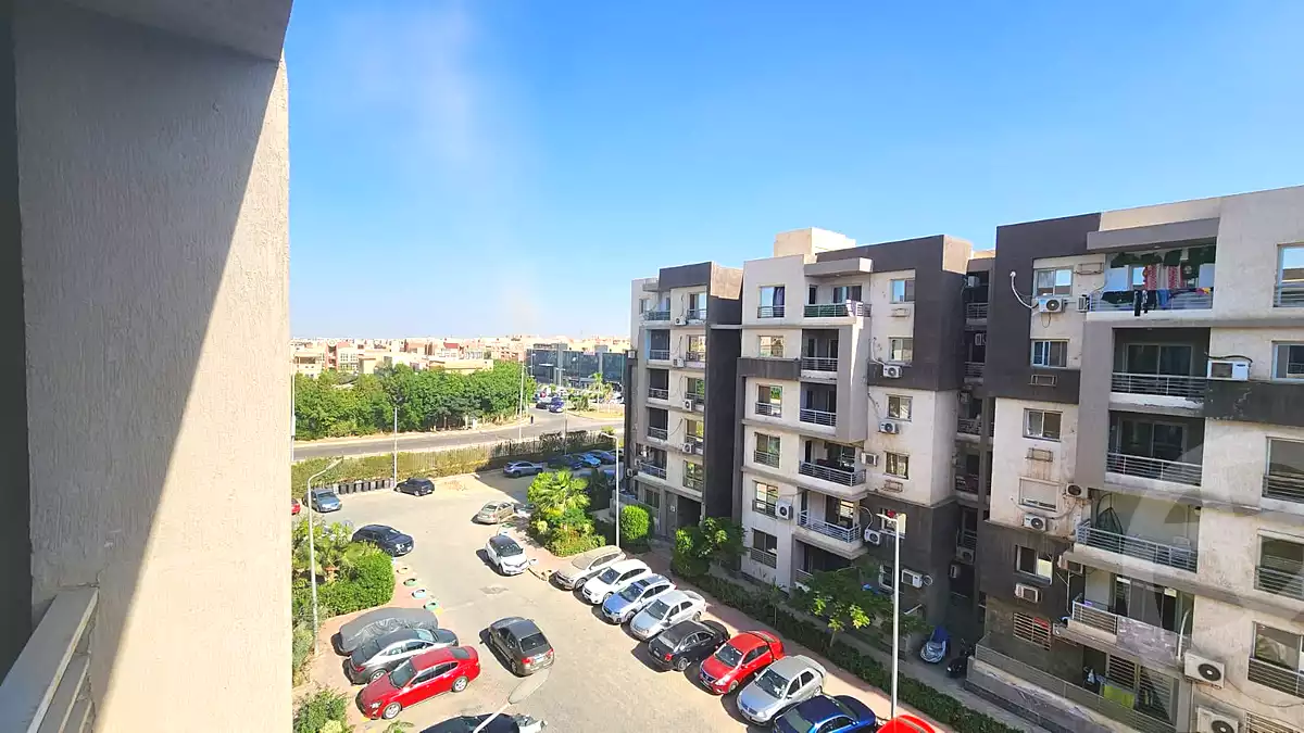 https://aqarmap.com.eg/en/listing/6823976-for-sale-cairo-el-sheikh-zayed-city-compounds-dr-msr