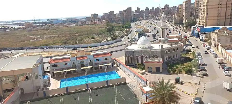 https://aqarmap.com.eg/ar/listing/6825409-for-sale-alexandria-moharram-bey-kanal-al-mahmoudeya-al-bahri-st