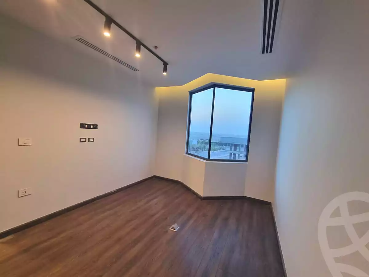 https://aqarmap.com.eg/ar/listing/6825451-for-rent-cairo-el-sheikh-zayed-city-compounds-beverly-hills