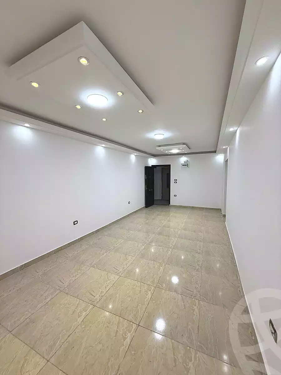 https://aqarmap.com.eg/ar/listing/6825837-for-sale-alexandria-el-asafra-shr-45