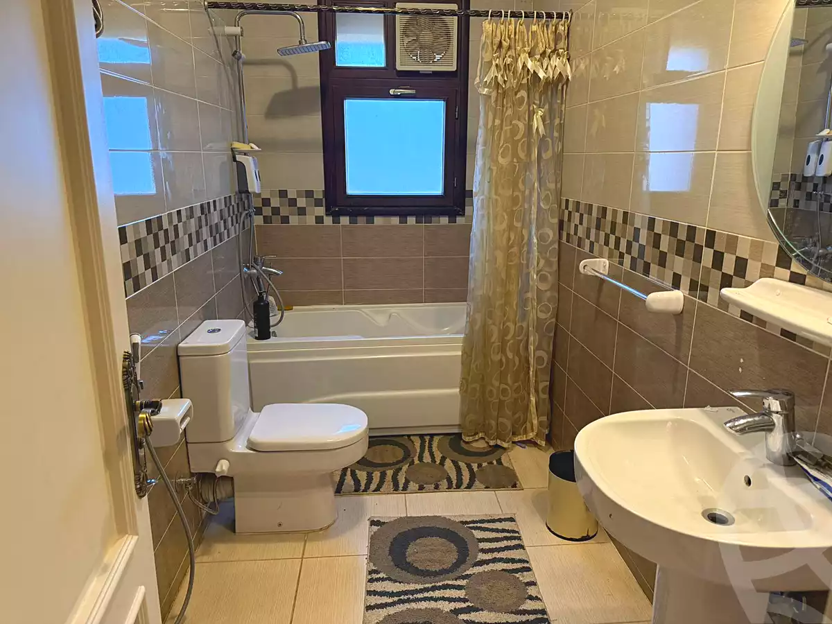 https://aqarmap.com.eg/en/listing/6826133-for-rent-cairo-el-sheikh-zayed-city-compounds-beverly-hills