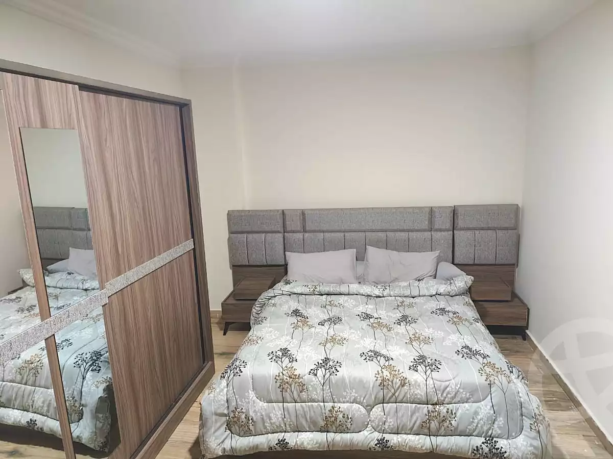 https://aqarmap.com.eg/ar/listing/6826146-for-rent-cairo-el-sheikh-zayed-city-compounds-jn-2