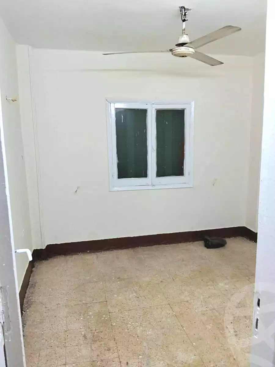 https://aqarmap.com.eg/ar/listing/6827430-for-sale-cairo-helwan-helwan-el-sharkeya-gaafar-st