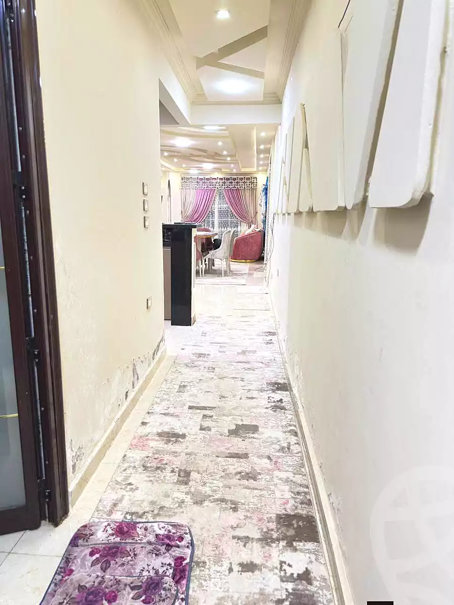 https://aqarmap.com.eg/ar/listing/6827855-for-sale-alexandria-l-jmy-lbytsh-bianchiii-el-arbaeen-st