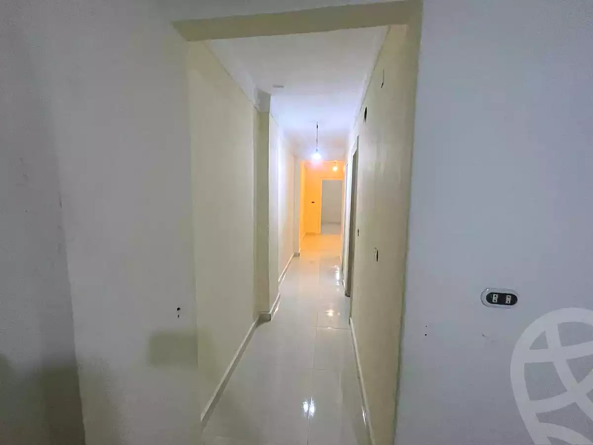 https://aqarmap.com.eg/ar/listing/6827955-for-rent-alexandria-zezenia-ibrahim-el-attar-st