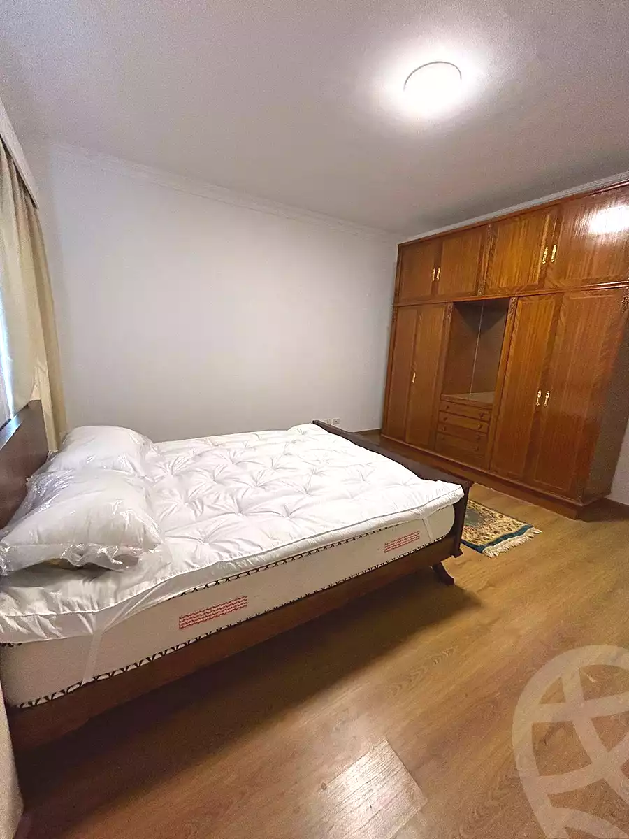 https://aqarmap.com.eg/ar/listing/6828572-for-sale-cairo-new-cairo-madinaty-lmntq-lwl-fylt-talaat-mostafa-rd