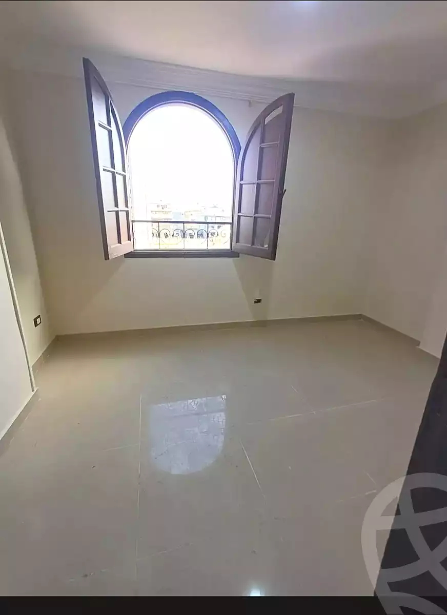 https://aqarmap.com.eg/en/listing/6828760-for-sale-alexandria-el-mandara-alex-el-mandara-bahri