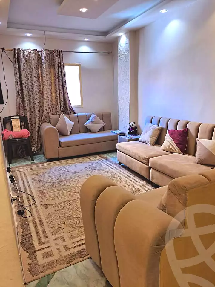 https://aqarmap.com.eg/ar/listing/6829681-for-sale-alexandria-l-jmy-lbytsh-el-saleheen-mosque-st