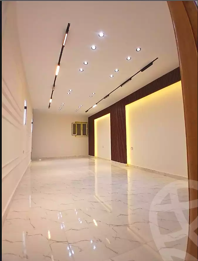 https://aqarmap.com.eg/ar/listing/6829863-for-sale-alexandria-l-jmy-lbytsh-ain-shams-st