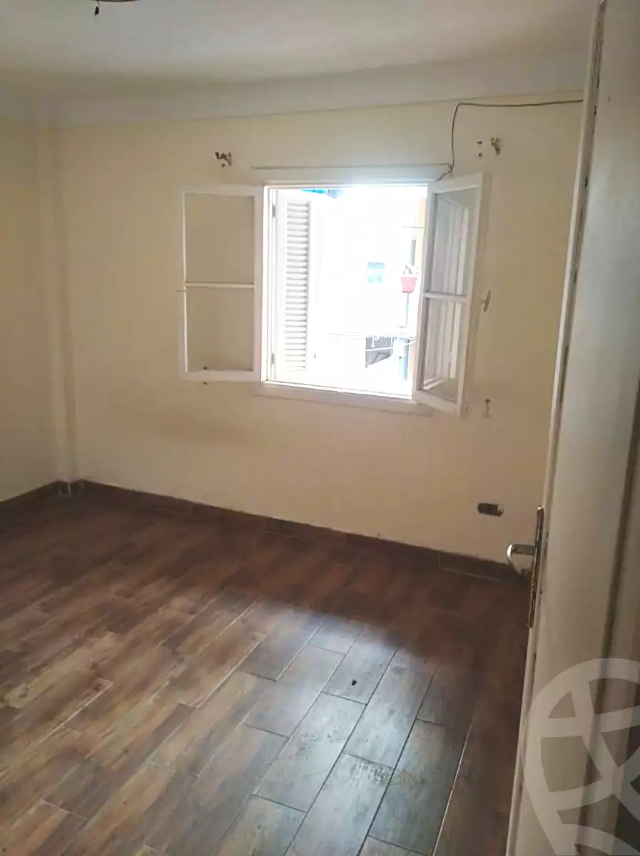 https://aqarmap.com.eg/ar/listing/6829947-for-rent-alexandria-miami-shr-jml-bd-lnsr